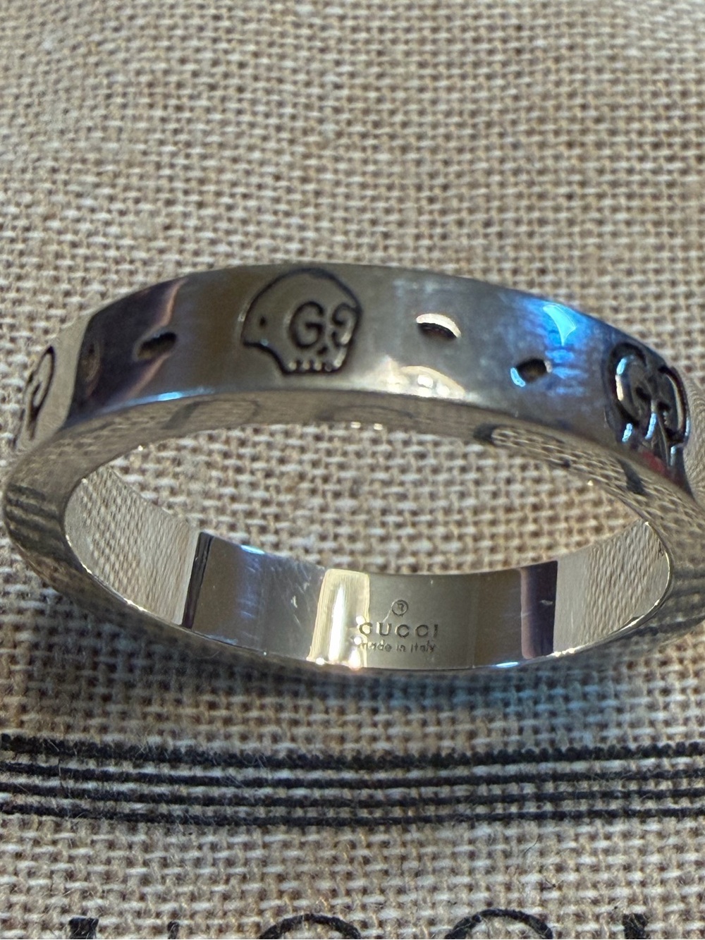 New Authentic Gucci GG Ghost Logo Silver Ring Size IT 19 / US 8.75 - Picture 8 of 8
